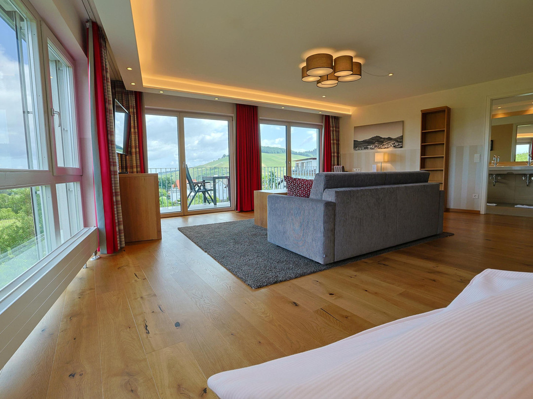 里宾霍夫酒店主图