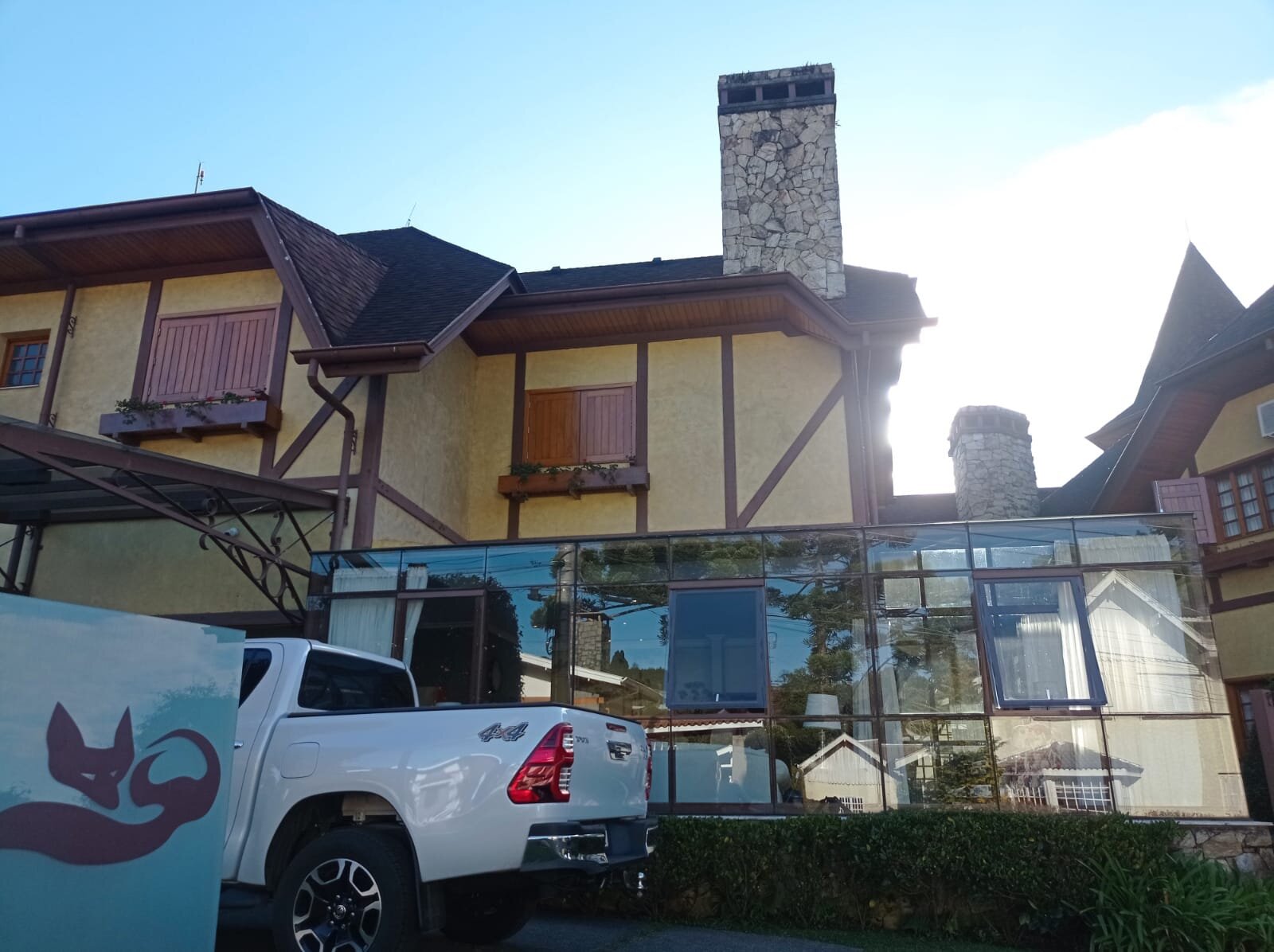 勒雷纳德酒店-官方