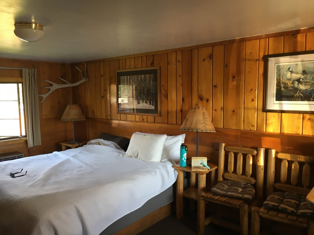 The Trail's End主图