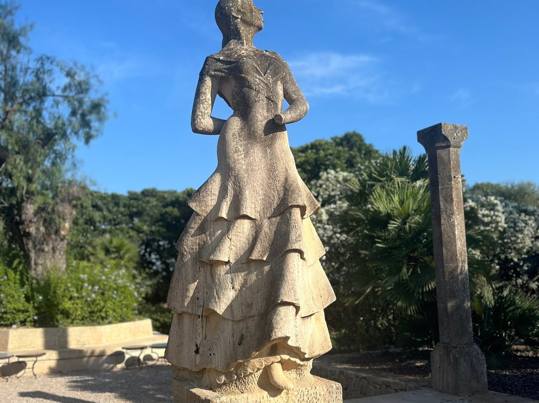 Cal Reiet Holistic Retreat主图