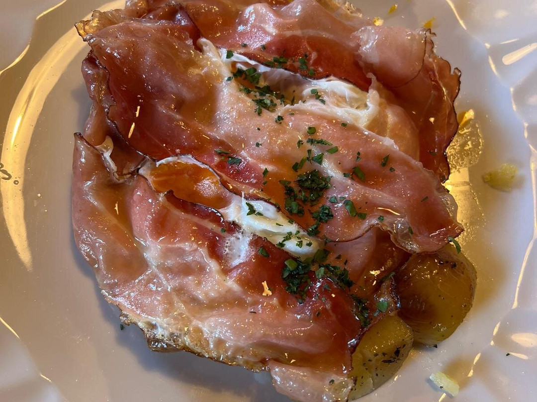 Rifugio Tuckett e Sella-马多纳迪坎皮格里奥必去景点