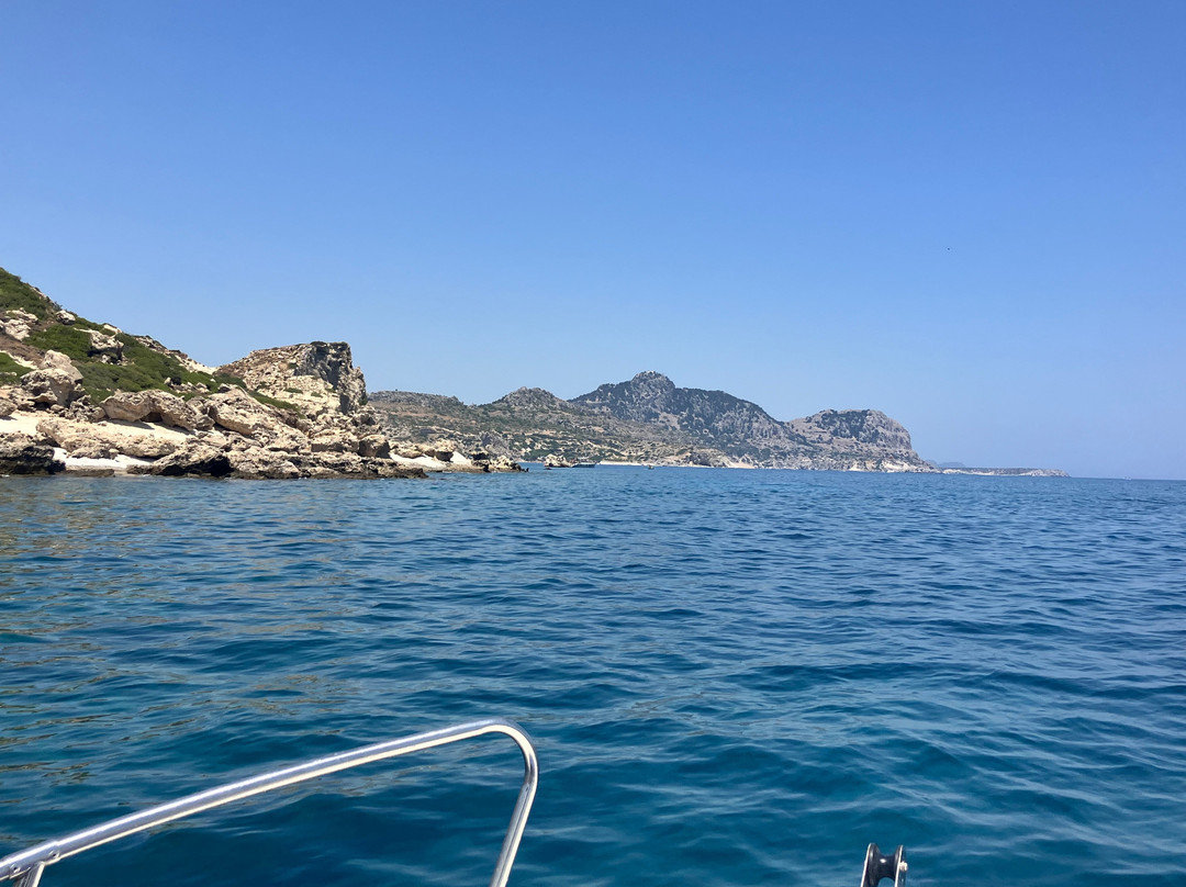 Yamas Boat Stegna-Stegna必去景点