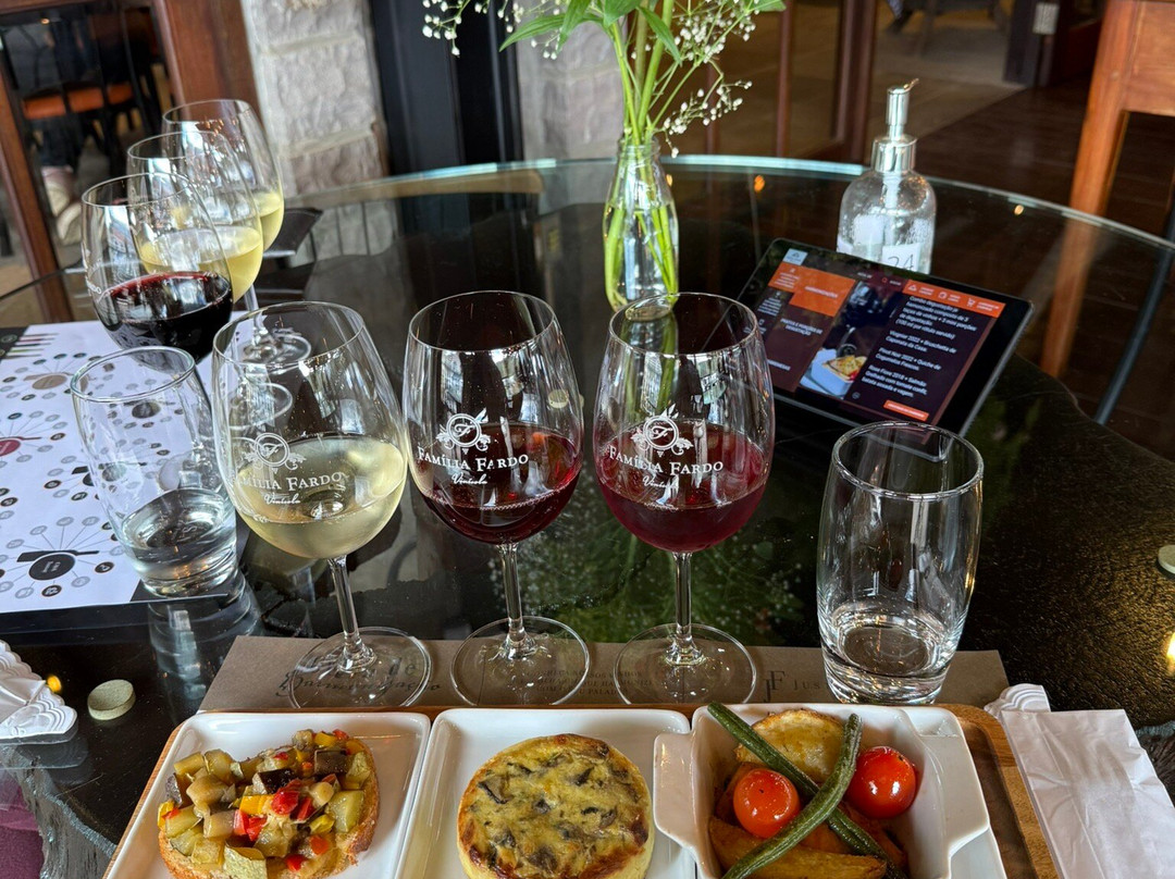 Familia Fardo Vinícola-Quatro Barras必去景点