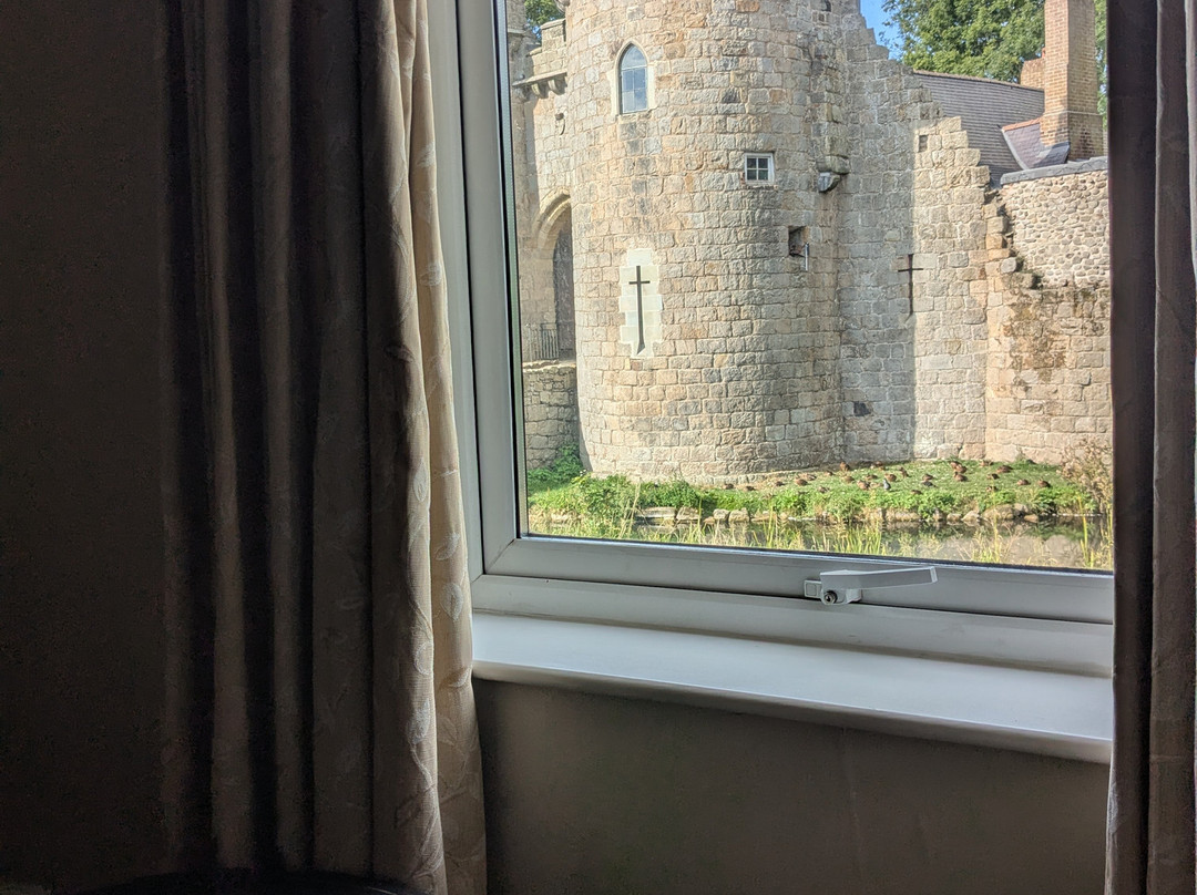 Fitzwarine House主图