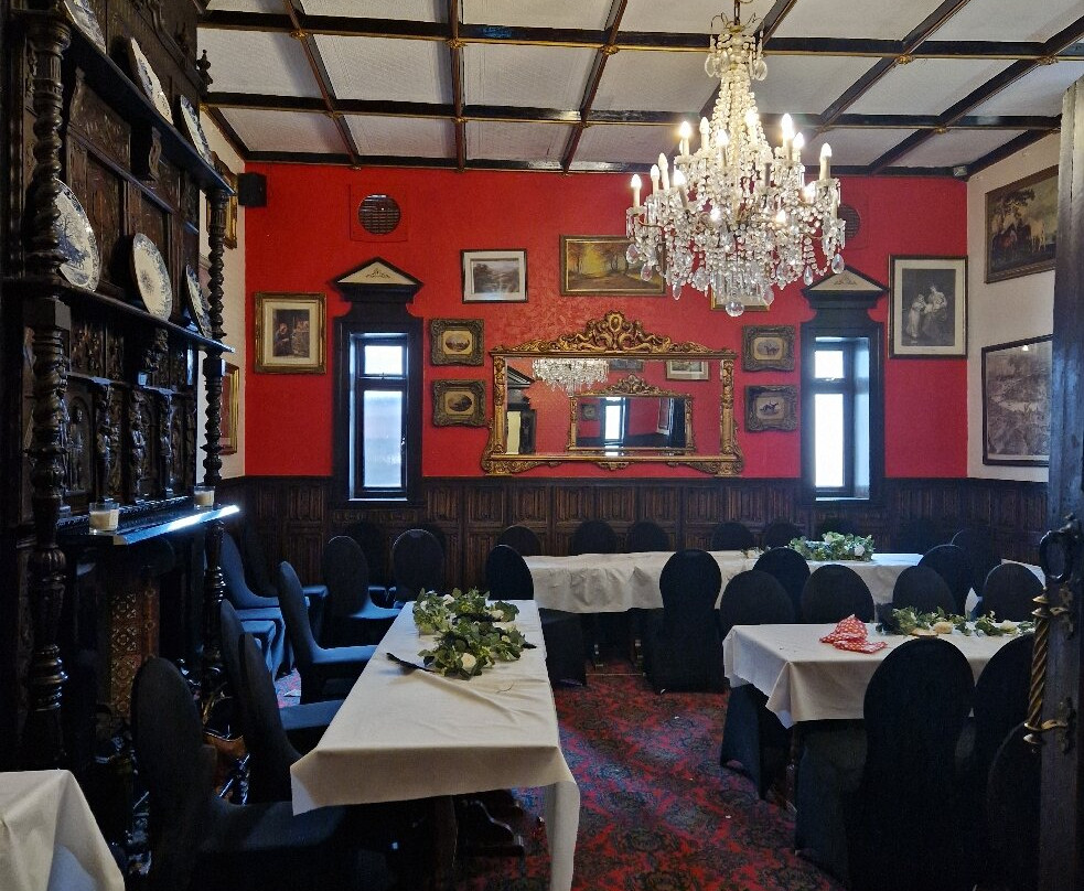 Parlors Hall Hotel主图