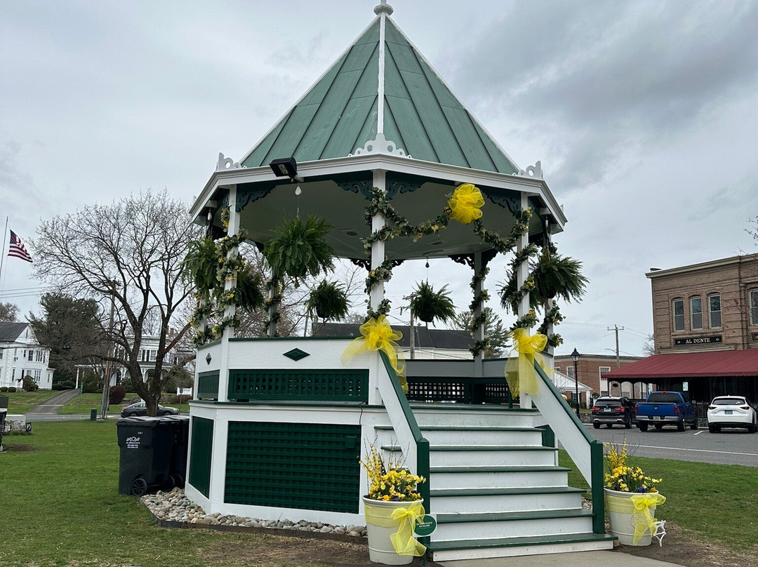 New Milford Town Green