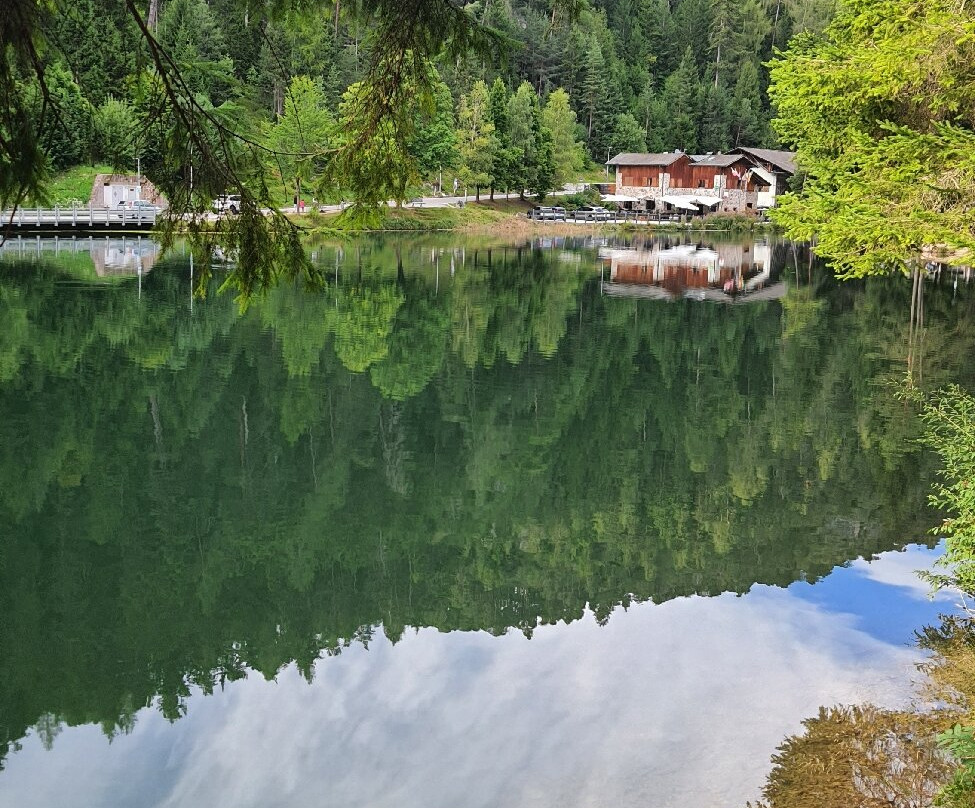 Lago Smeraldo-Fondo必去景点