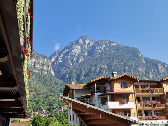 Nele Hotel & Residence主图