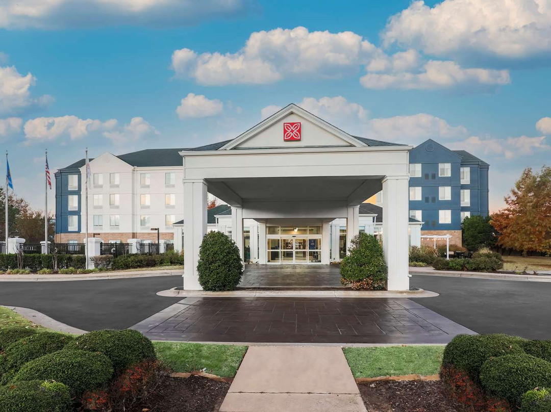 南塔尔萨希尔顿花园酒店