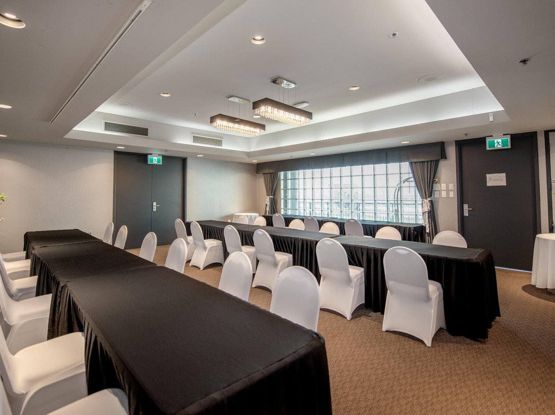 兰斯道码头酒店主图