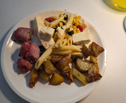 丽晶特酒店主图