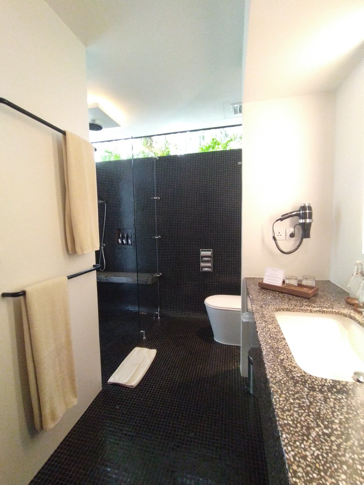 维罗斯酒店-浴室