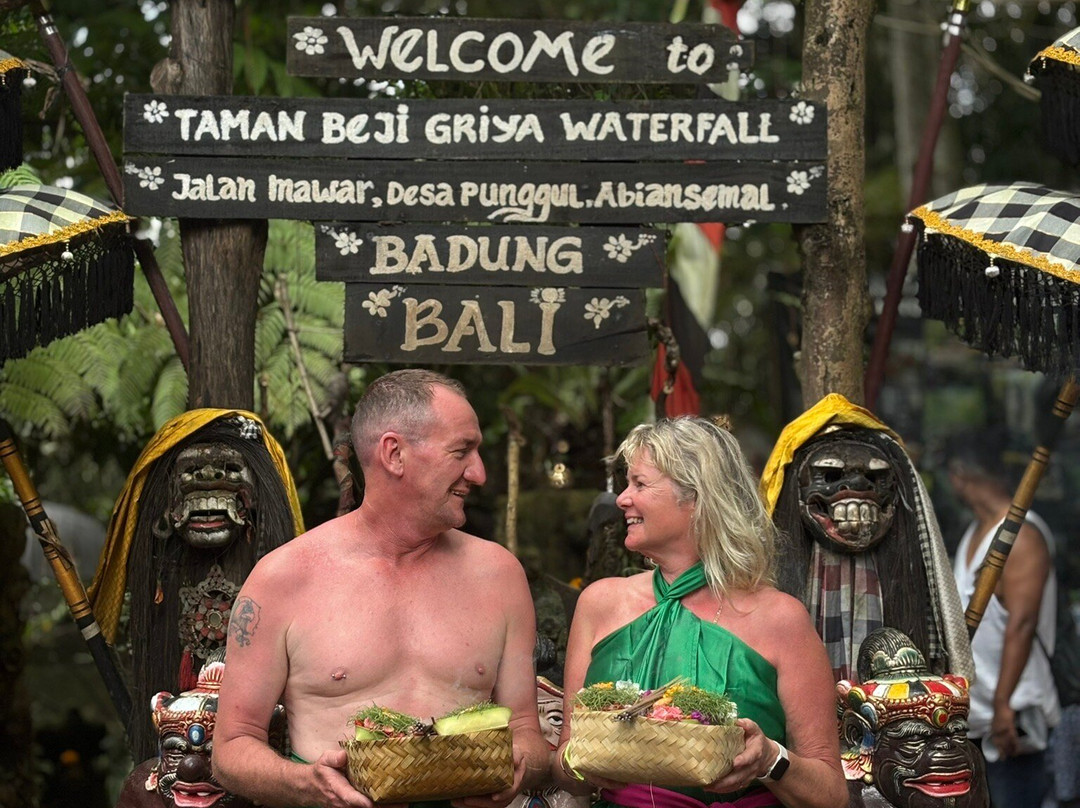 Beji Griya Waterfall-阿比安塞马尔必去景点