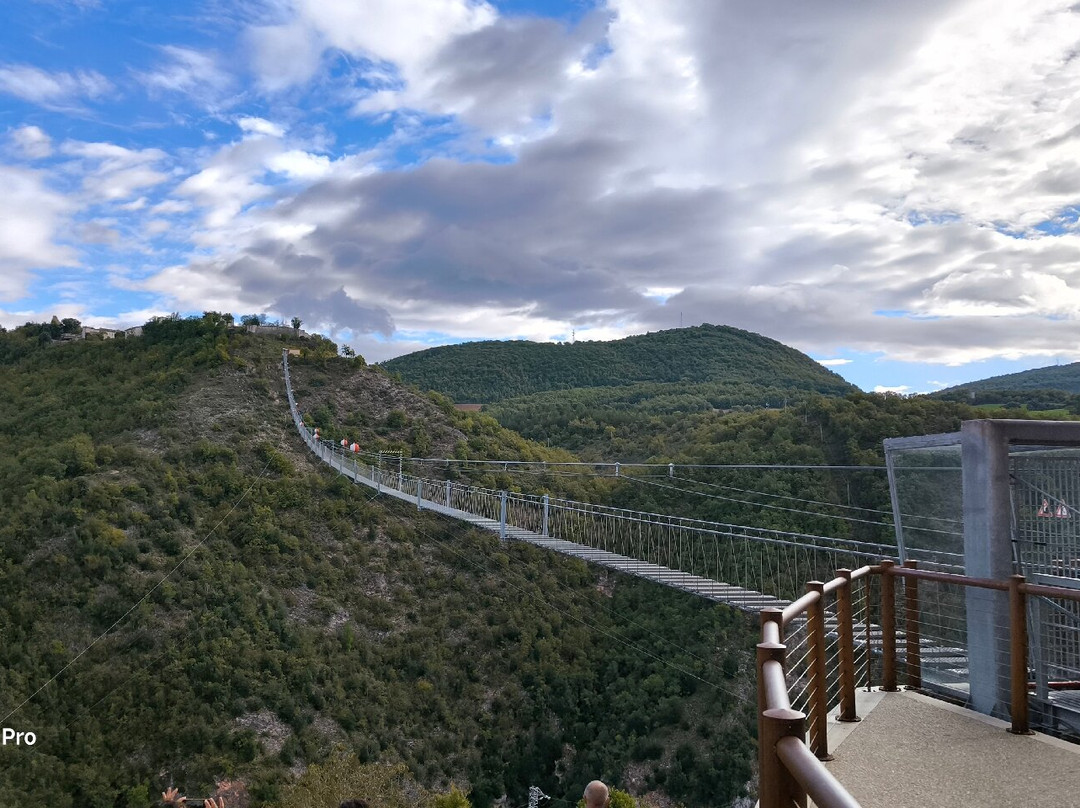 Ponte Tibetano-Sellano必去景点