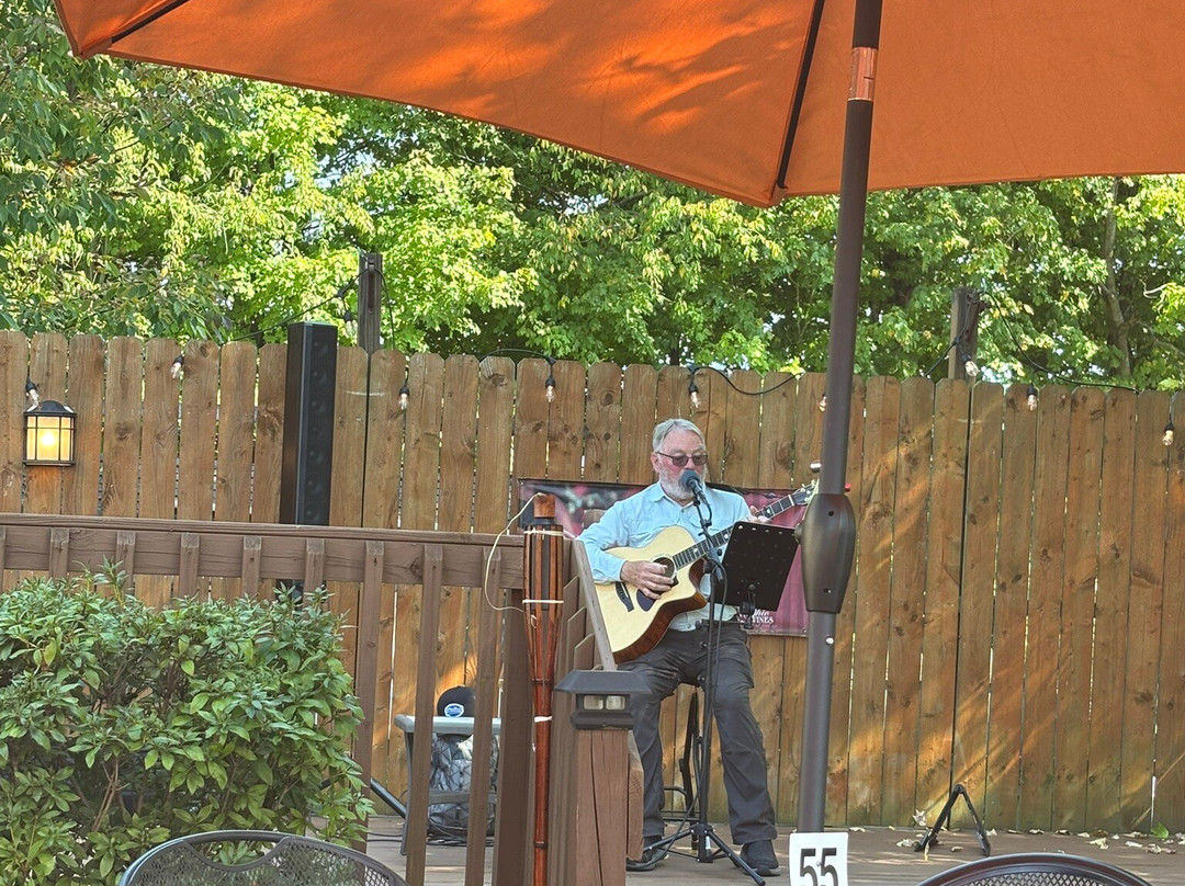 Sharon James Cellars-Newbury必去景点