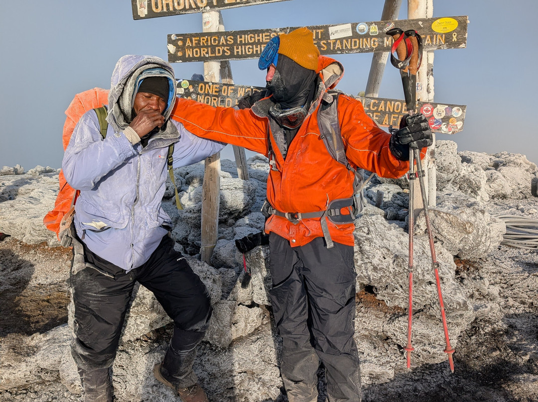 Trekking Hero - Kilimanjaro Day Hike-乞力马扎罗山国家公园必去景点