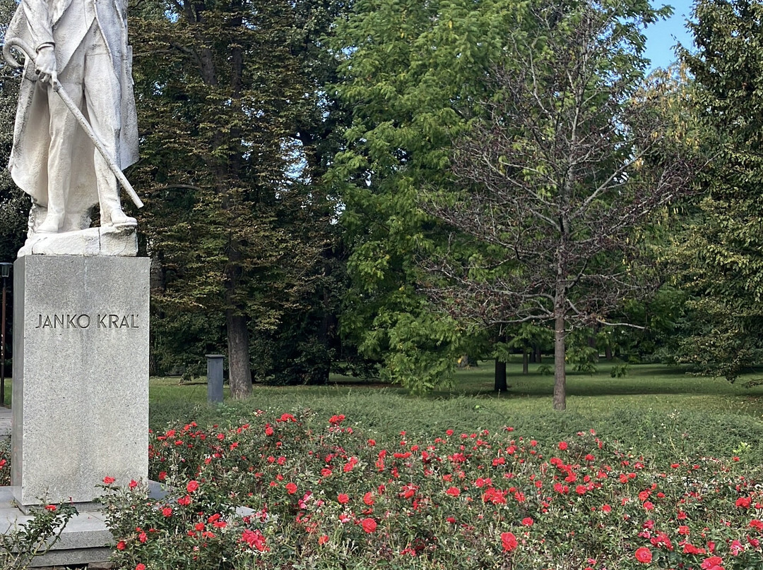 Pomník Janka Kráľa - Janko-Král-Denkmal-Karlova Ves必去景点
