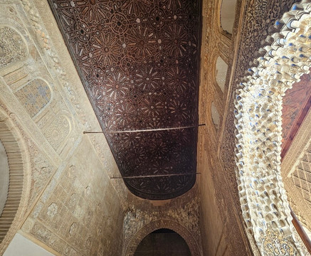 Nazarí Tours Granada-格拉纳达必去景点