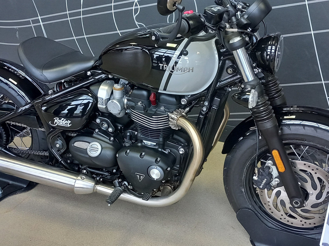 Triumph Factory Visitor Experience-欣克利必去景点