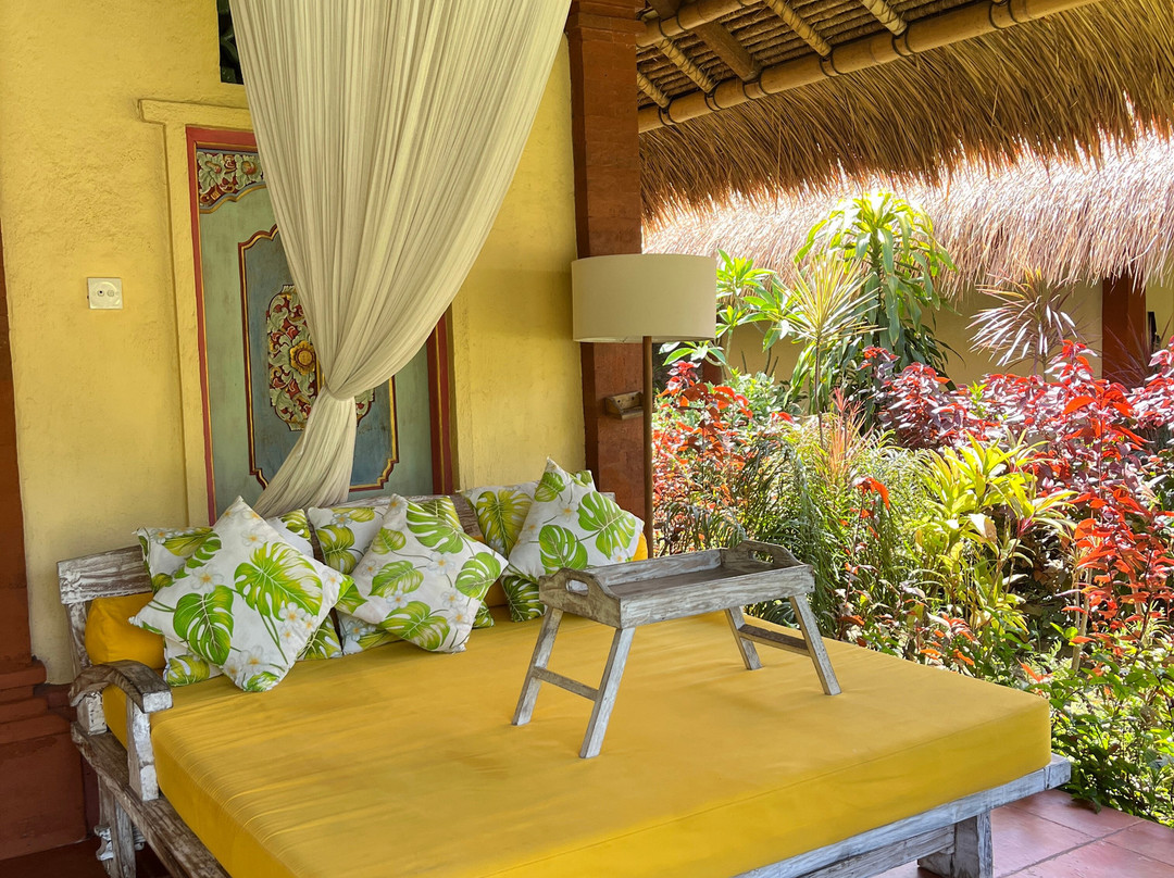 塔曼沙丽巴厘Spa度假酒店主图