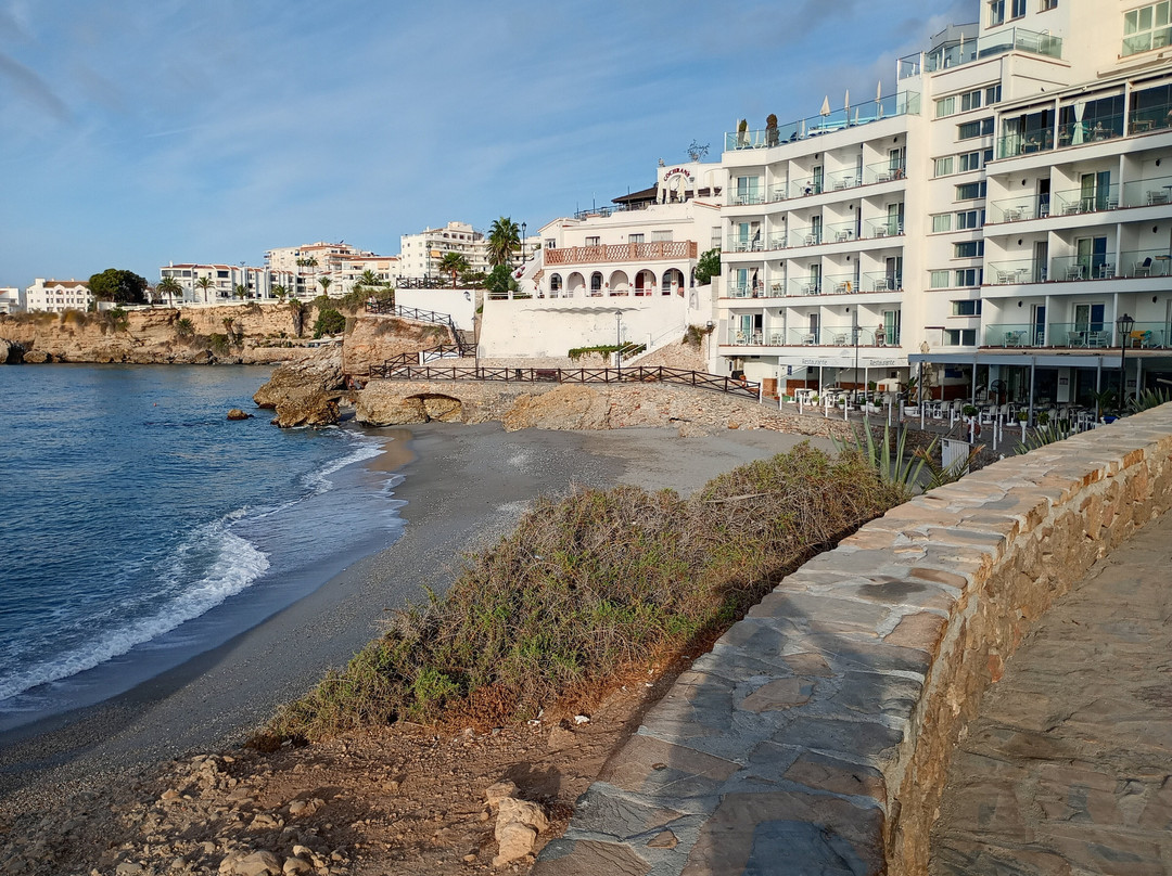 Playa El Salon-内尔哈必去景点