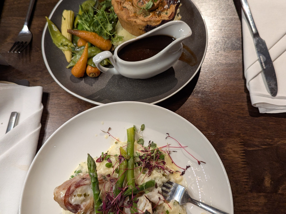 Kings Arms Hotel主图