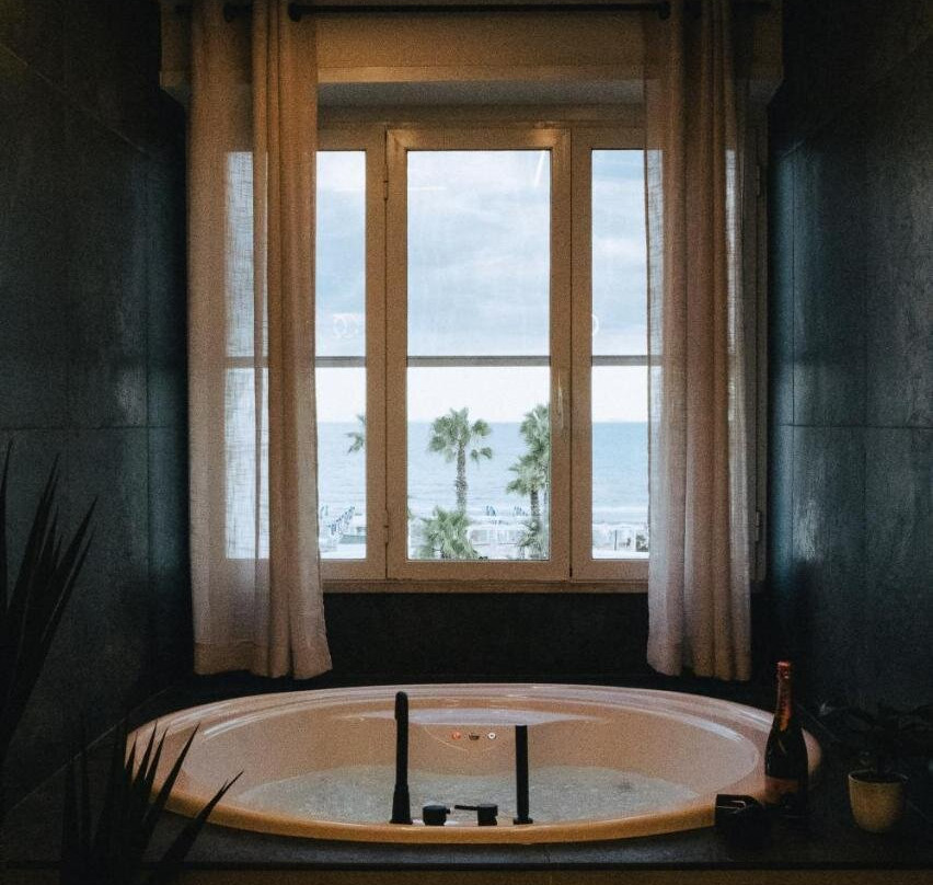 Vistamare Suites