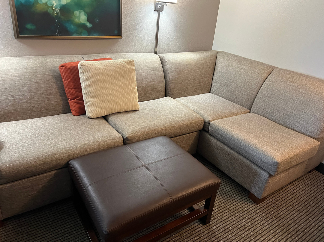 Hyatt Place Milwaukee Airport主图