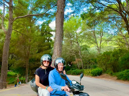 Rent&Enjoy-阿尔库迪亚港必去景点