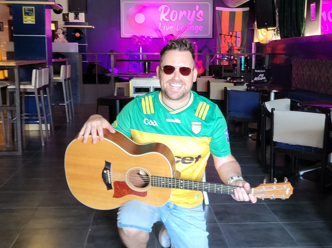 Rory's Corner Bar & Live Lounge-提亚必去景点