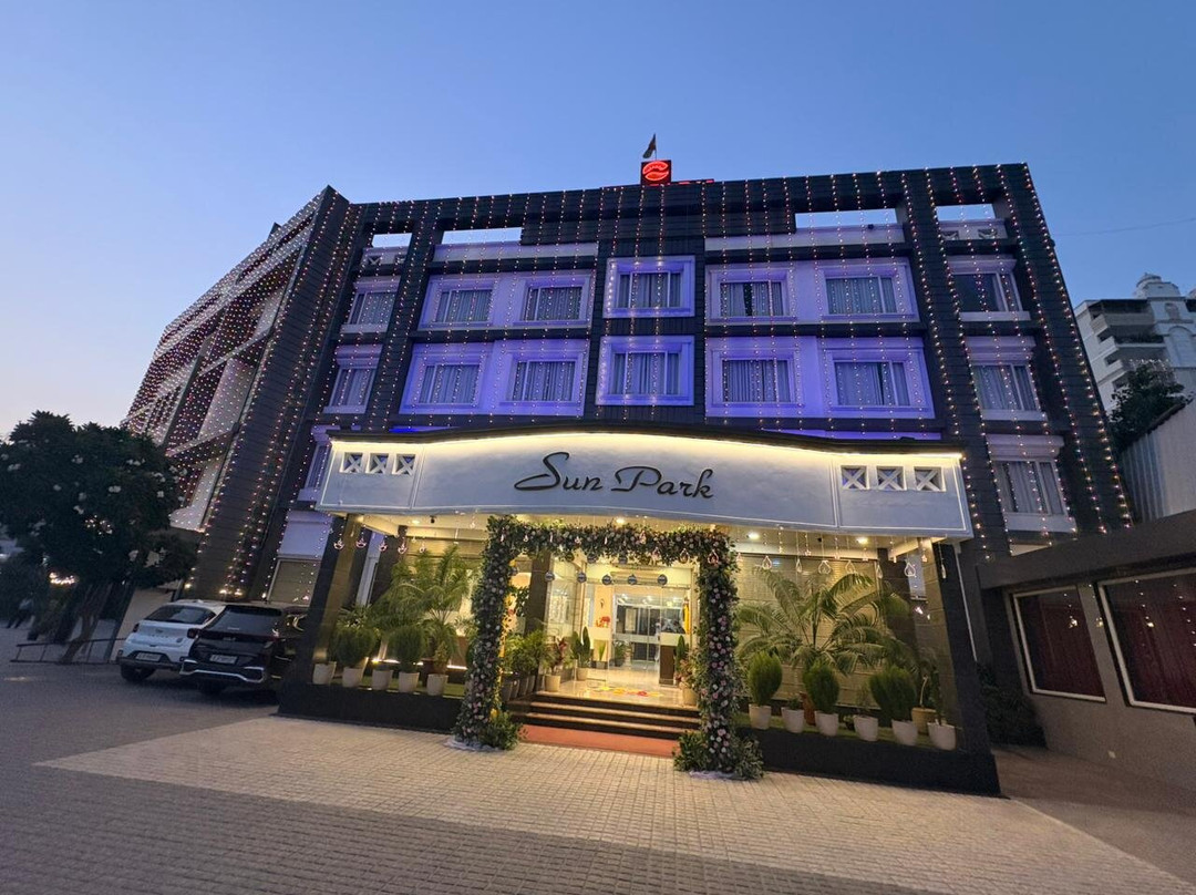 Sun Park Hotel & Banquet Zirakpur - Chandigarh主图