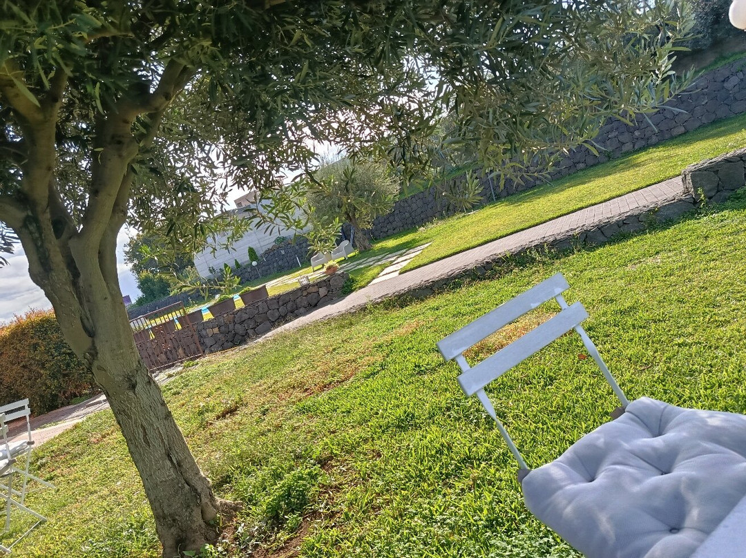 Aci Catena酒店住宿-B&B Il Vulcano