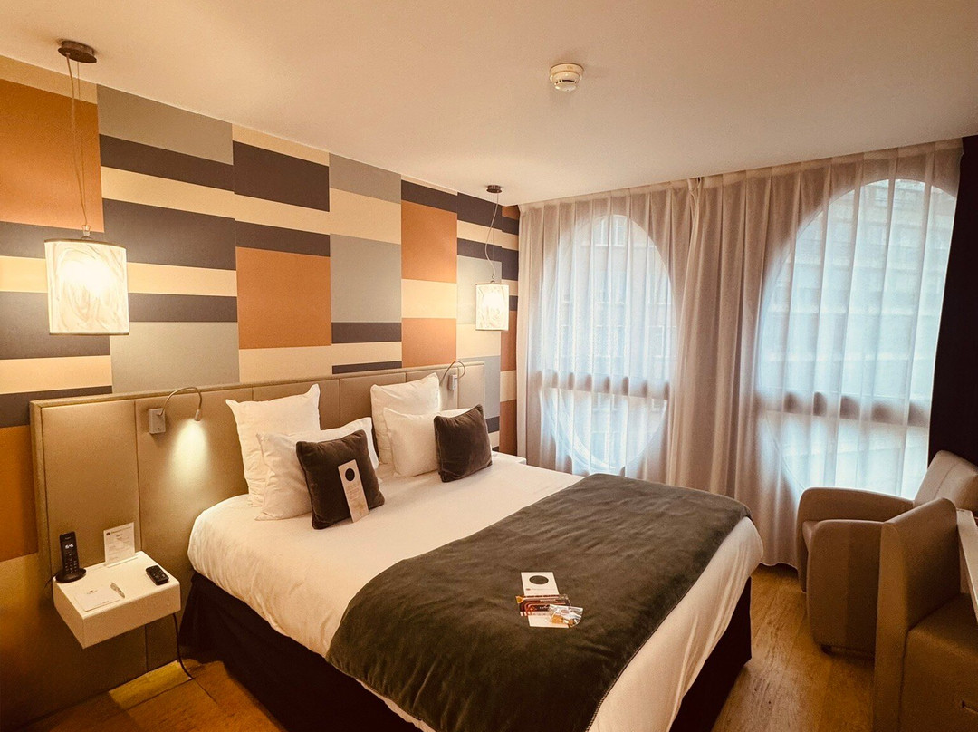 贝斯维斯特高级酒店主图