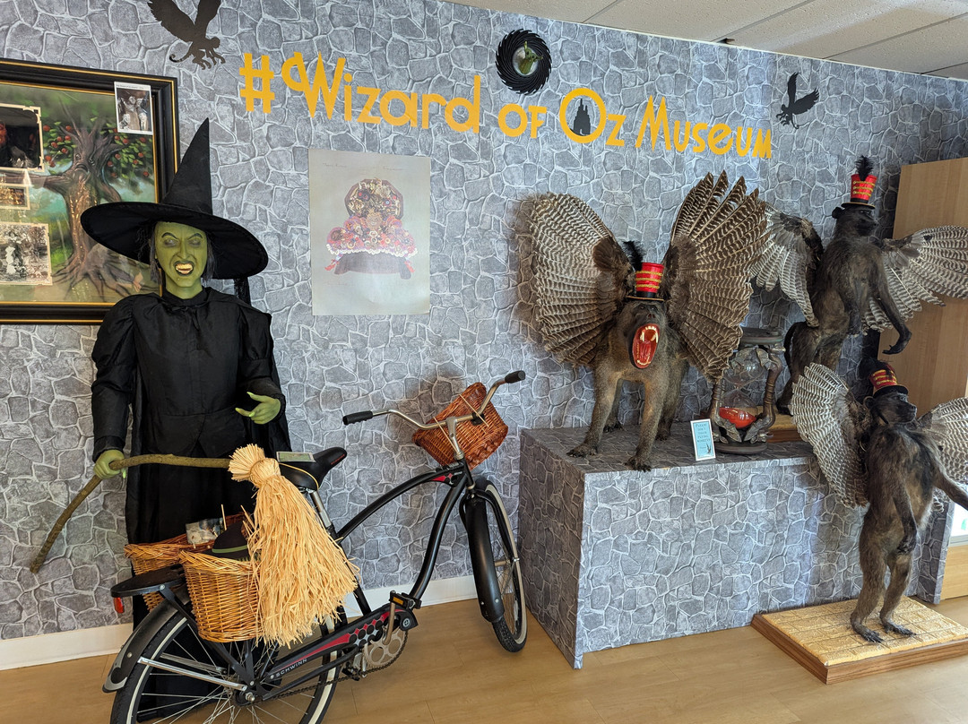 The Wizard Of Oz Museum And Van Gogh-卡纳维拉尔角必去景点