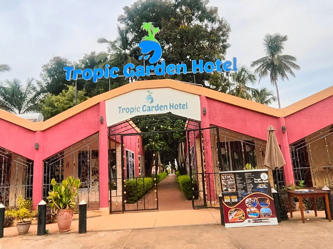 Tropic Garden Hotel主图