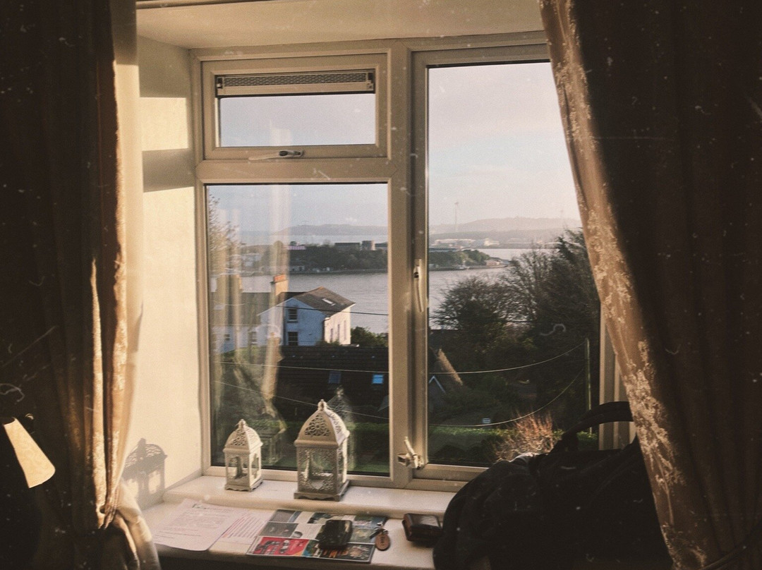 Robin Hill House主图