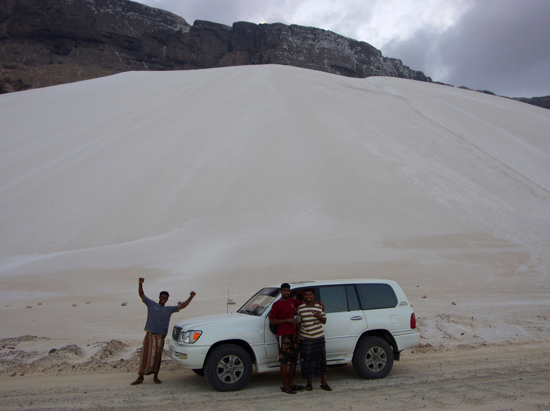 Traveling  Socotra-索科特拉岛必去景点