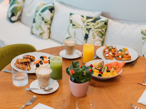 Jara At The Standard, Ibiza主图