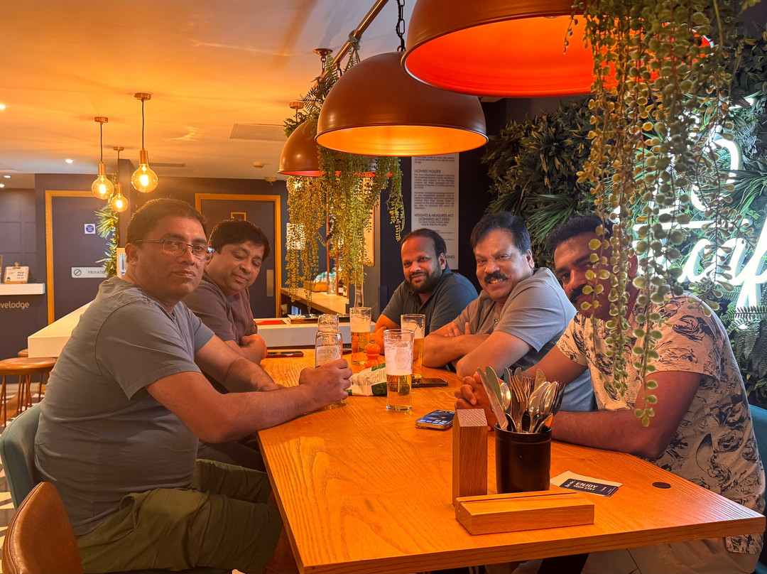 Travelodge London Feltham主图