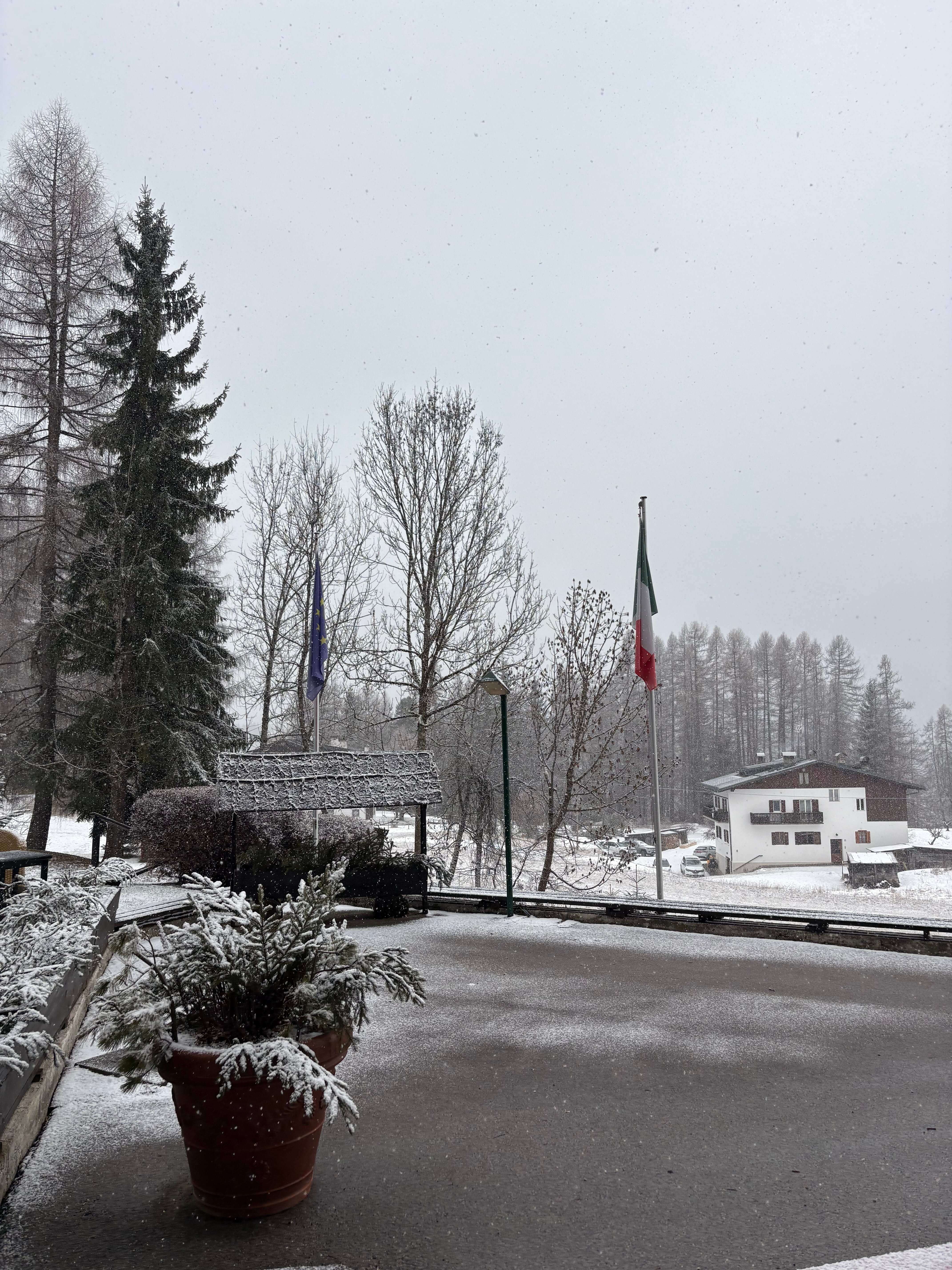 Hotel Mirage Cortina-官方