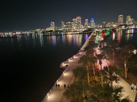 Hyatt Place St. Petersburg / Downtown-官方