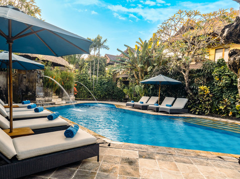 斯里法拉别墅度假村