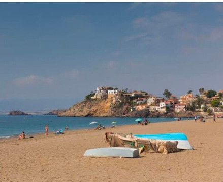 Playa de Bolnuevo-Bolnuevo必去景点