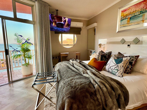 吕德里茨巢酒店主图