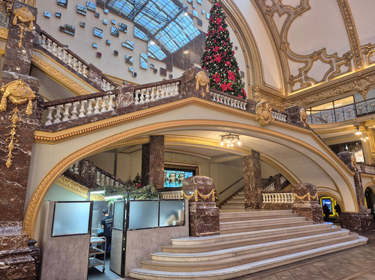 Shopping Stadsfeestzaal-安特卫普必去景点