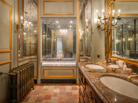 Reugny酒店住宿-Château Louise De La Vallière Reugny