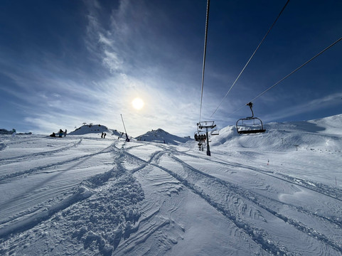 Hotel Catalunya Ski主图