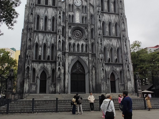 Go Vietnam Travel Agency-Tu Liem必去景点