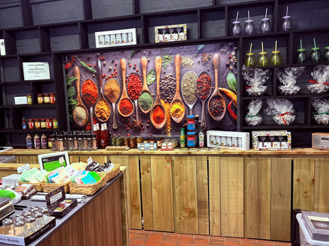 Becky B & C Herbs And Spices-梅尔顿莫布雷必去景点