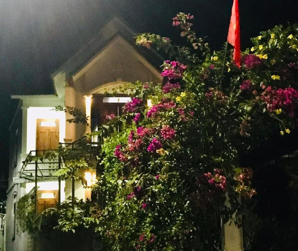 Hon Chen House